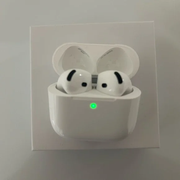 Apple AirPods 4s